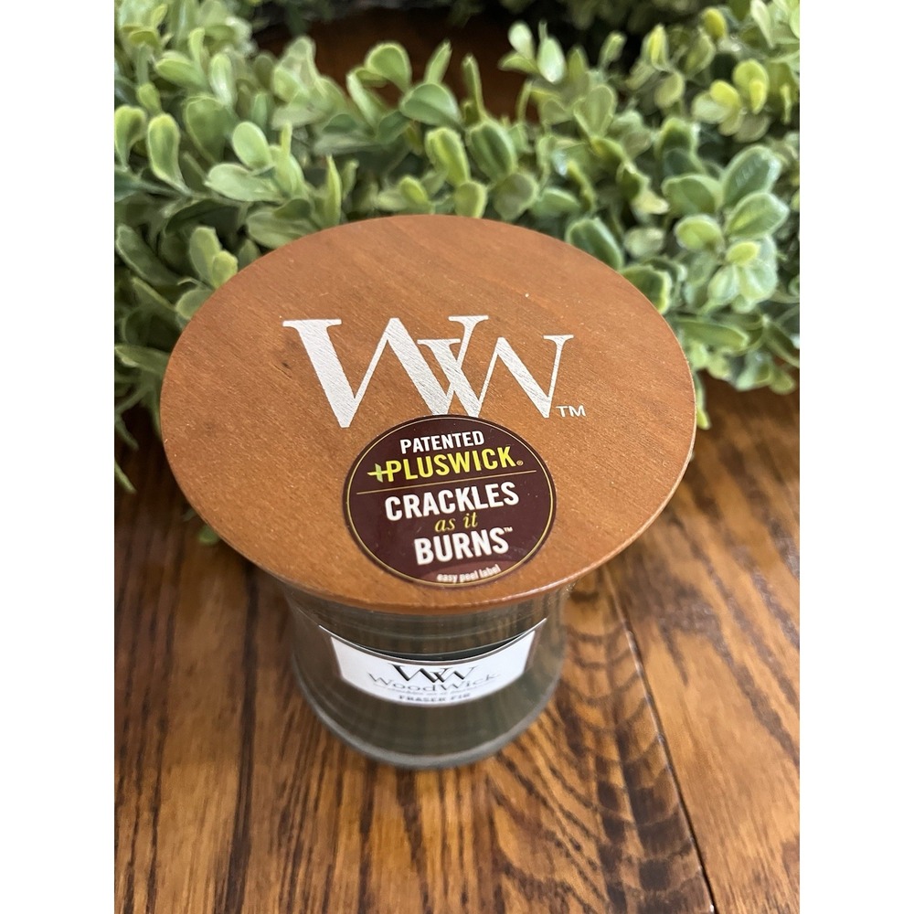 WoodWick Medium Hourglass Fraser Fir Jar Candle 9.7oz Crackling Wood Wick Brand - Picture 3 of 4
